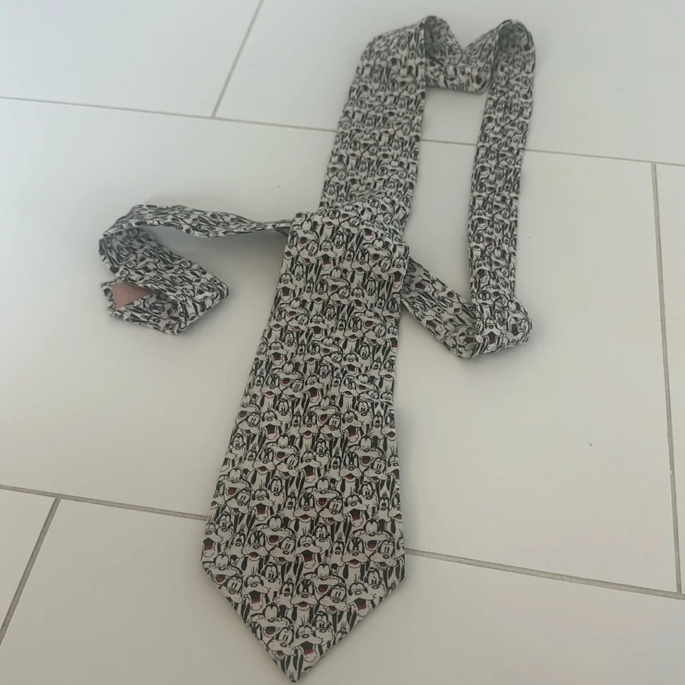 Balancine presents the TIE works Disney Goofy silk tie